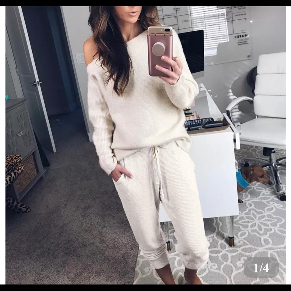 Comfy scoop neck lounge set